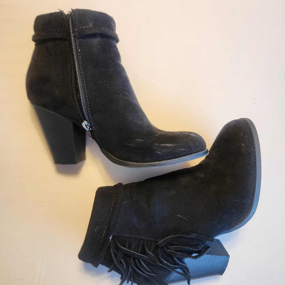 Ankle booties with french